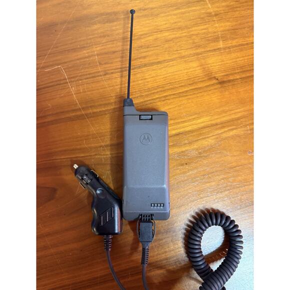 Vintage Motorola TELE TAC T-A-C 250 Cellular Phone and Car Charger TESTED Works - Picture 4 of 4